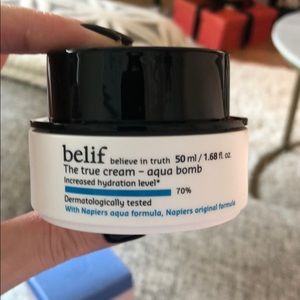 belif The true cream aqua bomb